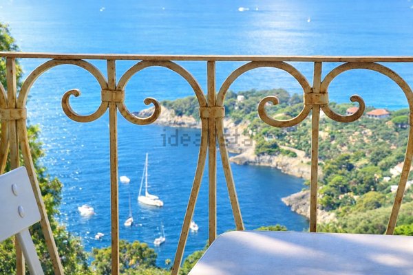 appartamento in vendita a Lerici in zona La Serra