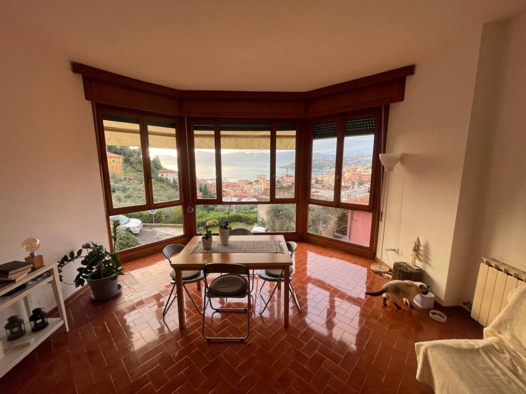 appartamento in vendita a Lerici in zona San Terenzo