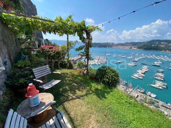 appartamento in vendita a Lerici
