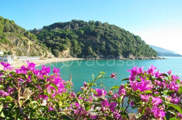 appartamento in vendita a Lerici in zona San Terenzo