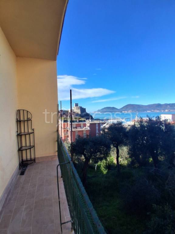 appartamento in vendita a Lerici