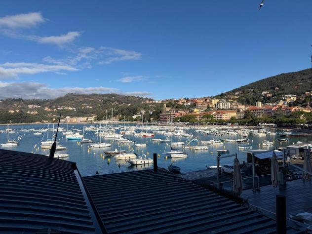 negozio in vendita a Lerici