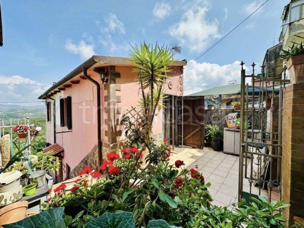 casa indipendente in vendita a Lerici in zona San Terenzo