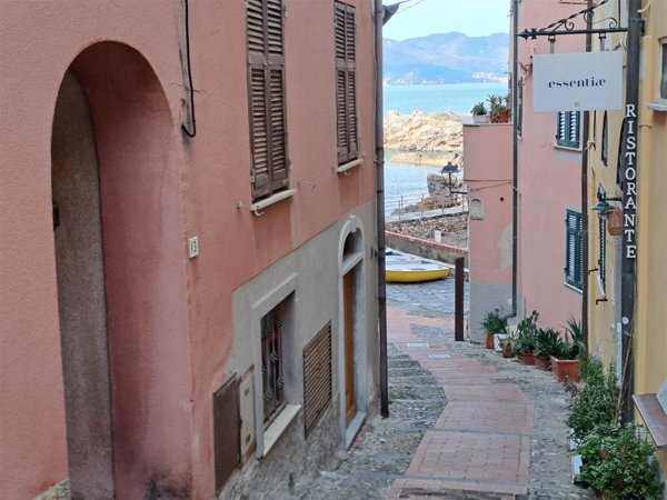 appartamento in vendita a Lerici in zona Tellaro