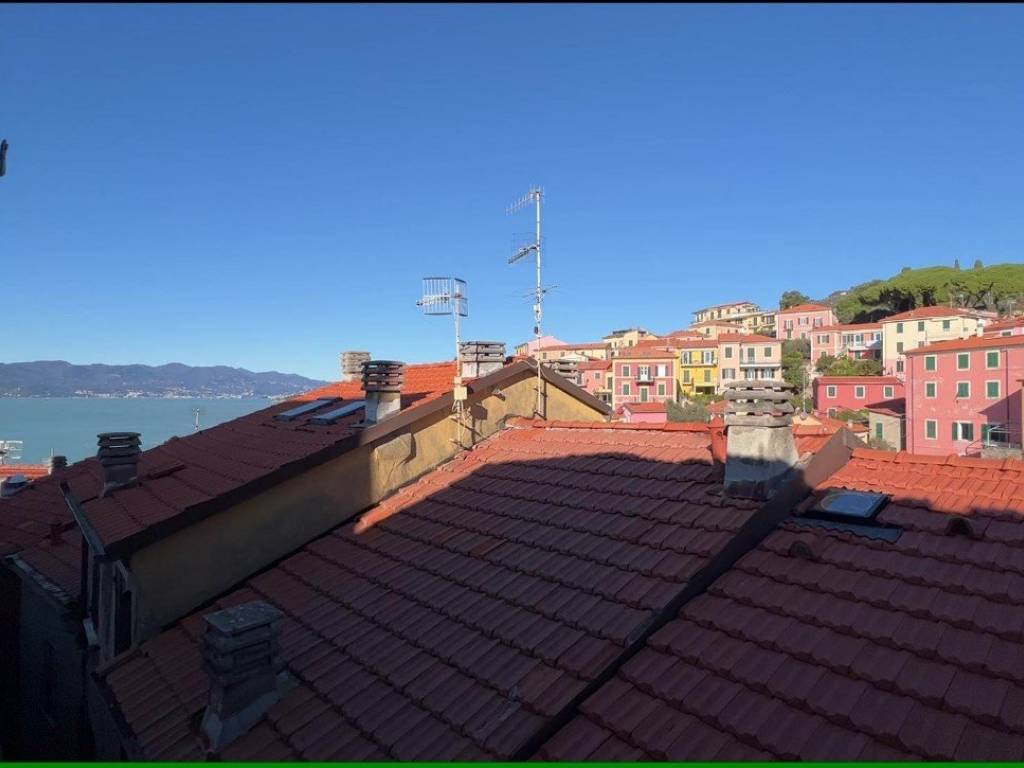 appartamento in vendita a Lerici in zona Tellaro