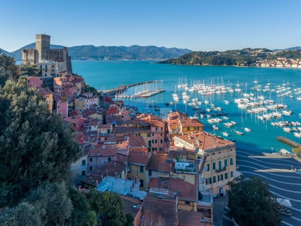 appartamento in vendita a Lerici