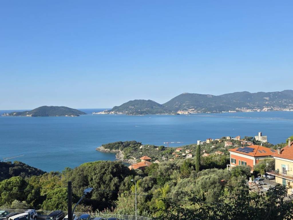 appartamento in vendita a Lerici in zona La Serra