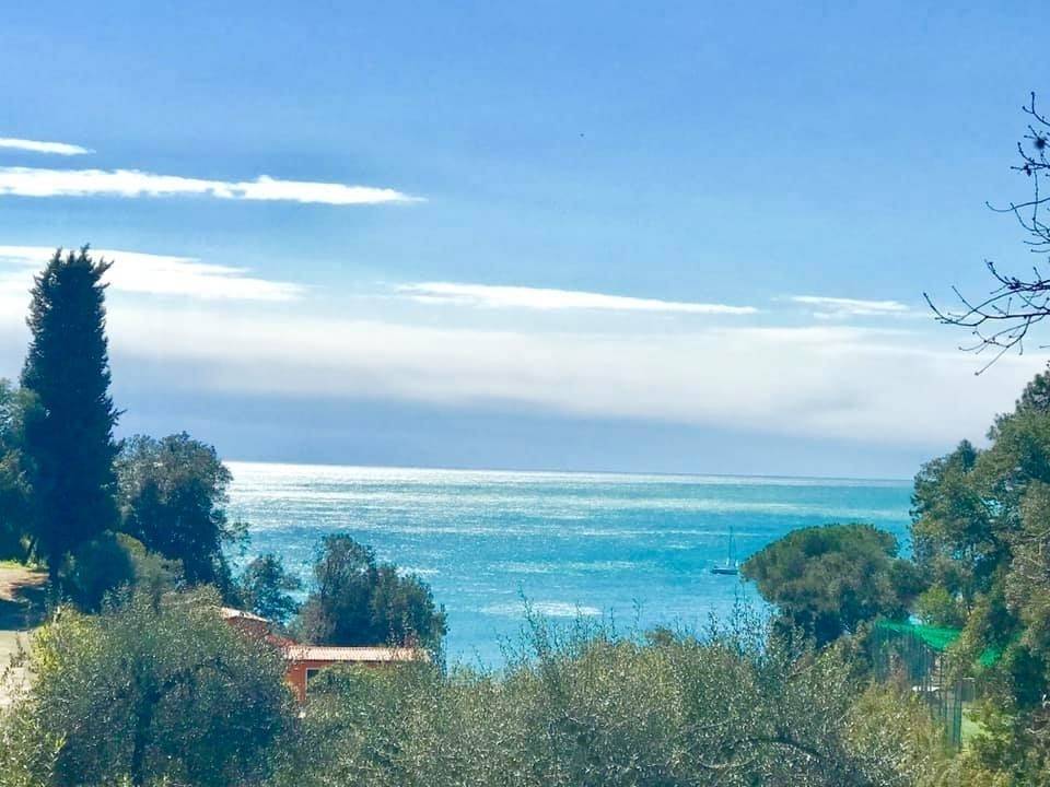 appartamento in vendita a Lerici in zona Pugliola