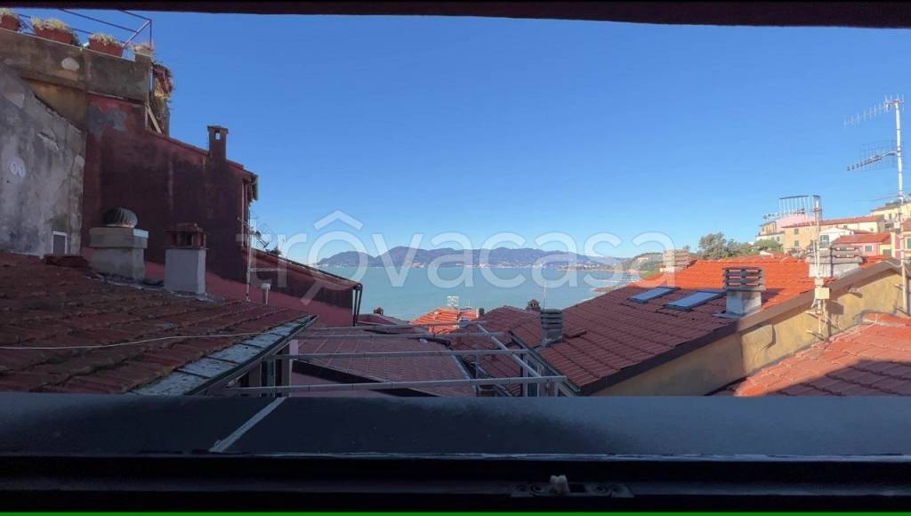 appartamento in vendita a Lerici in zona Tellaro