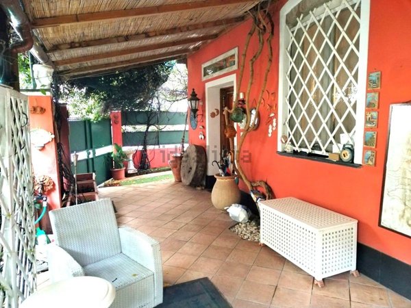 pentavano in vendita a Lerici