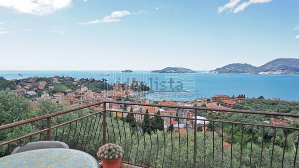 casa indipendente in vendita a Lerici