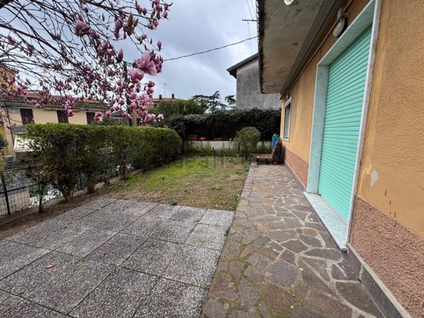 pentavano in vendita a Lerici in zona Pugliola