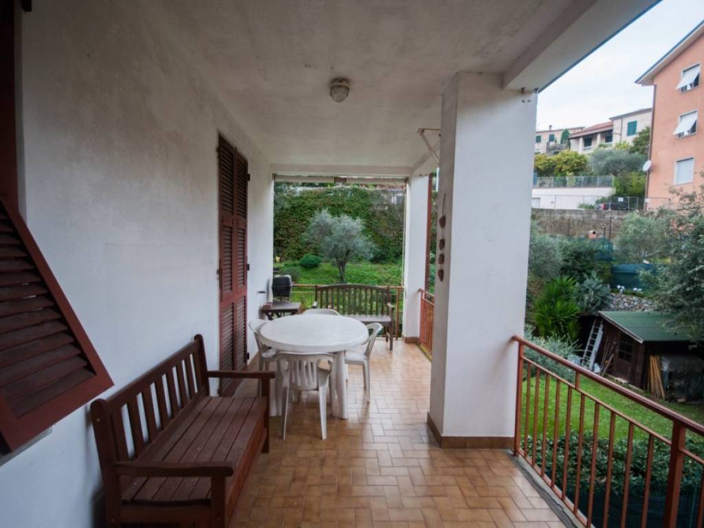 appartamento in vendita a Lerici in zona Pugliola