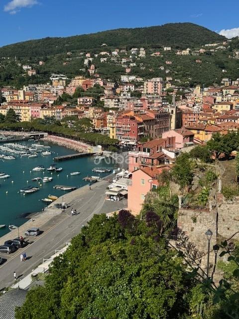 monolocale in vendita a Lerici in zona Muggiano