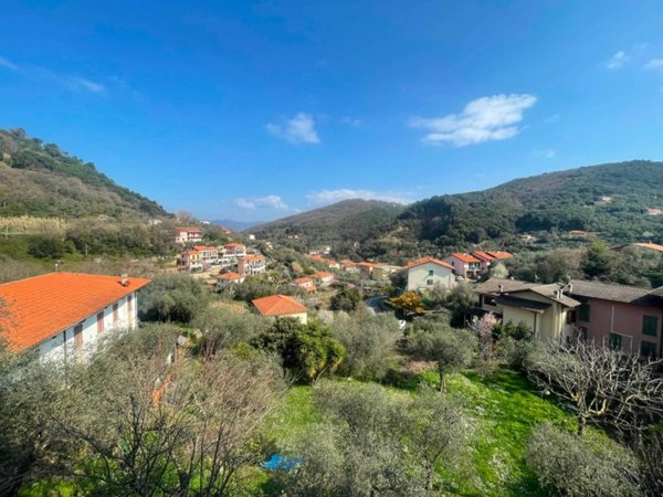 appartamento in vendita a Lerici in zona Pugliola