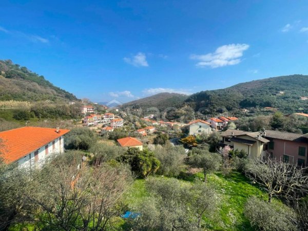 appartamento in vendita a Lerici in zona Pugliola