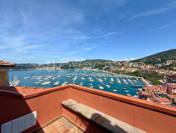 appartamento in vendita a Lerici