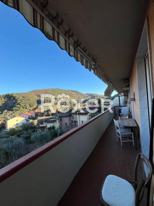 appartamento in vendita a Lerici in zona Pugliola