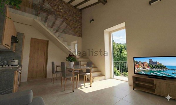 appartamento in vendita a Lerici in zona Pugliola