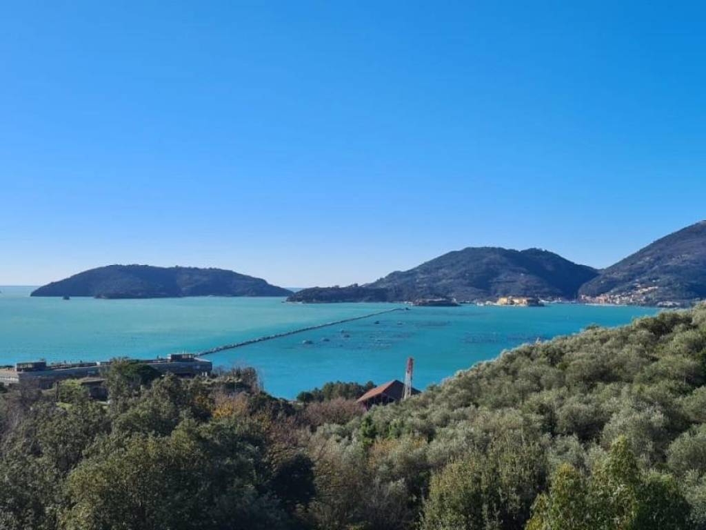 appartamento in vendita a Lerici in zona San Terenzo