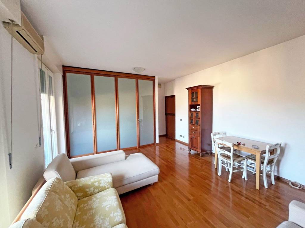 appartamento in vendita a Lerici in zona Pugliola