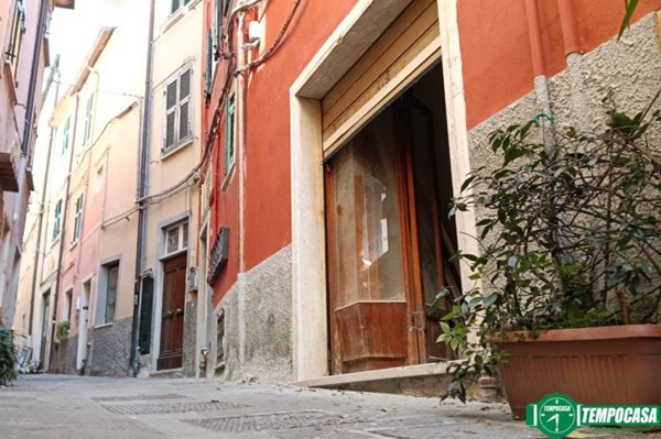locale commerciale in vendita a Lerici in zona La Serra