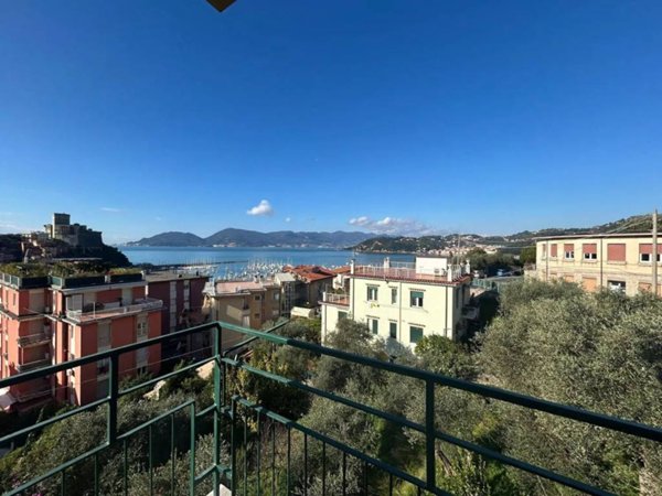 appartamento in vendita a Lerici in zona San Terenzo