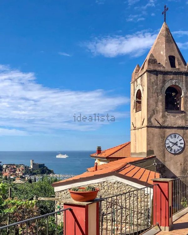 appartamento in vendita a Lerici in zona Pugliola