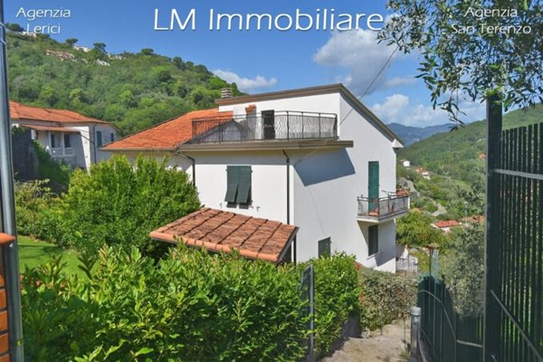 appartamento in vendita a Lerici in zona Pugliola
