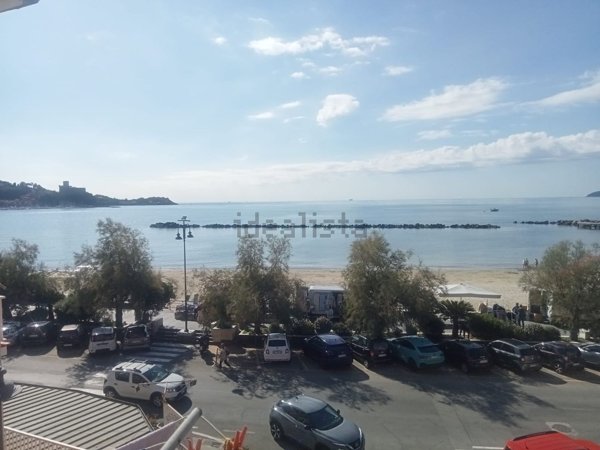 appartamento in vendita a Lerici in zona San Terenzo