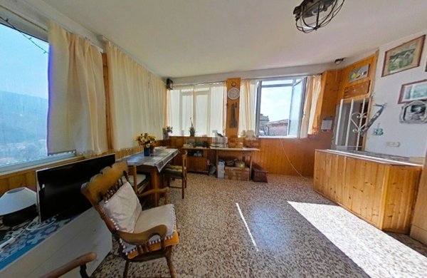 appartamento in vendita a Lerici in zona Pugliola