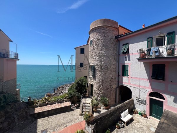 appartamento in vendita a Lerici in zona Tellaro