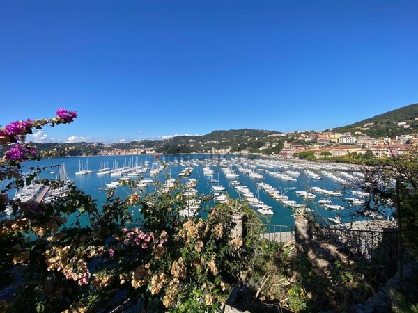 appartamento in vendita a Lerici