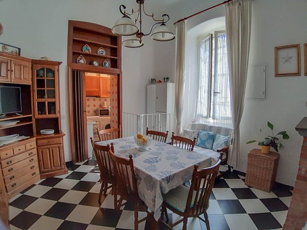 appartamento in vendita a Lerici in zona Pugliola