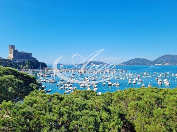 appartamento in vendita a Lerici