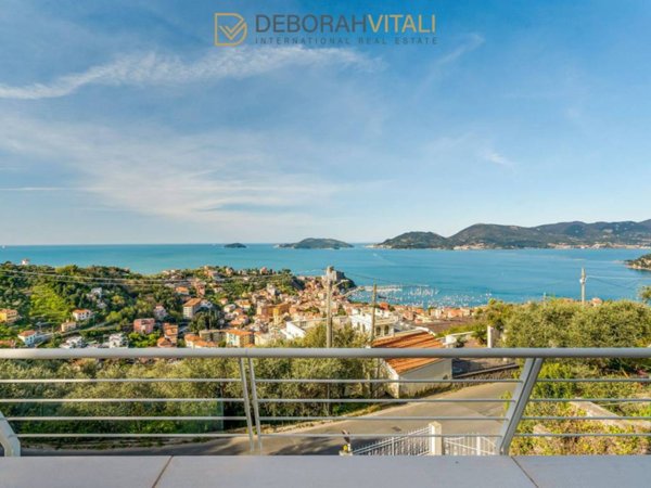 appartamento in vendita a Lerici in zona Pugliola