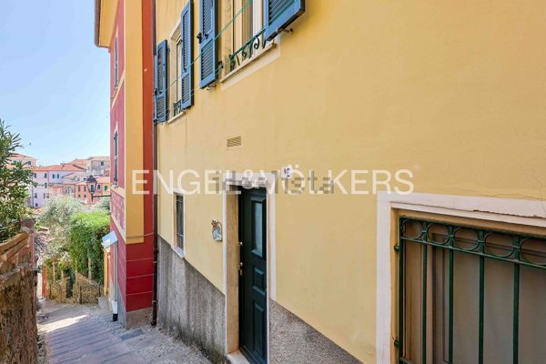 appartamento in vendita a Lerici in zona Tellaro