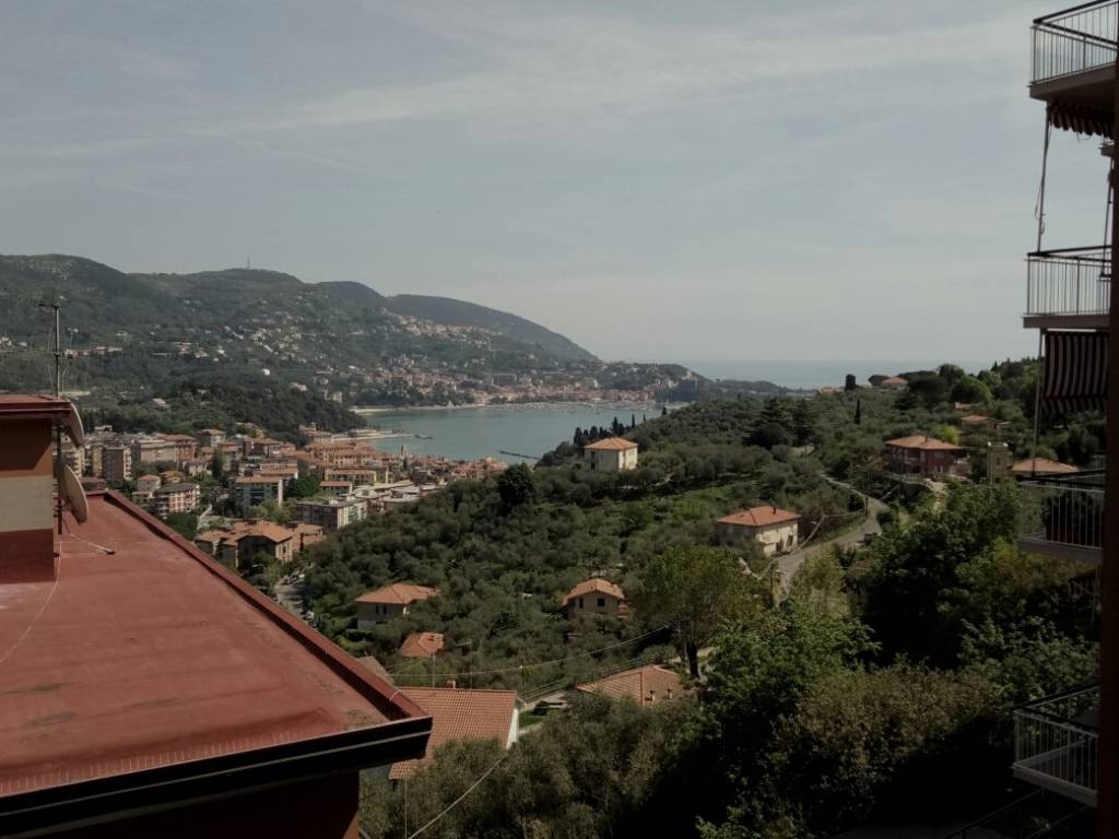 appartamento in vendita a Lerici in zona Pugliola