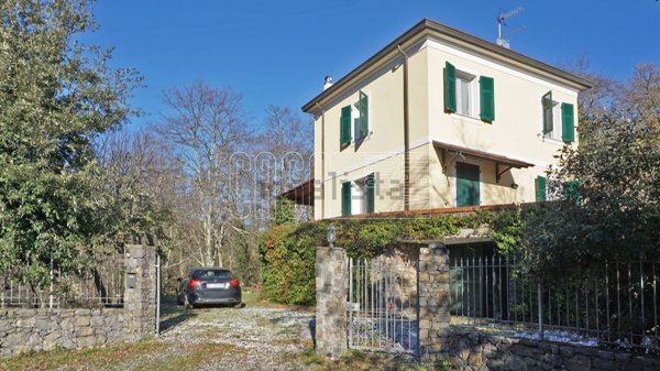 casa indipendente in vendita a Lerici