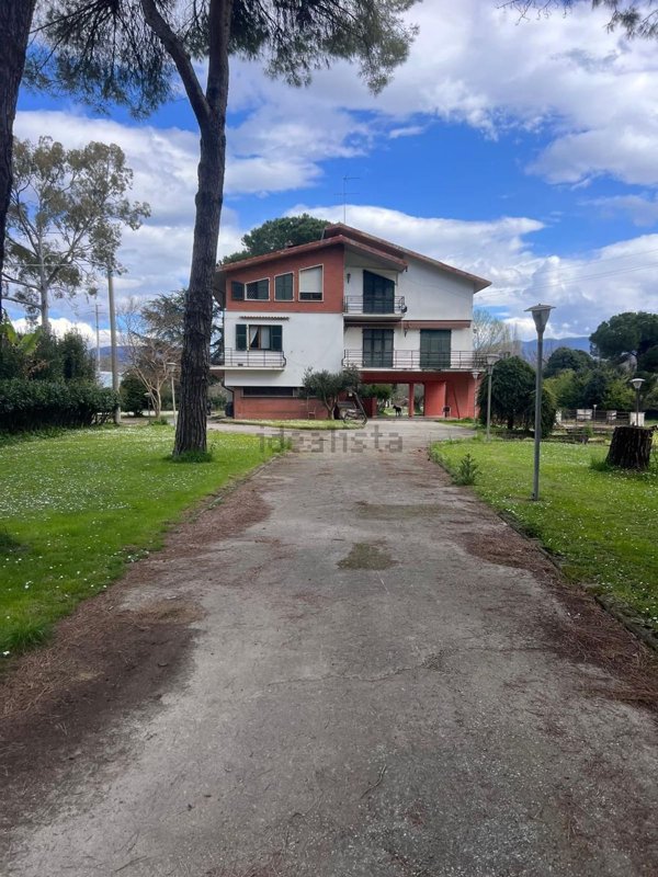 casa indipendente in vendita a Lerici in zona Senato