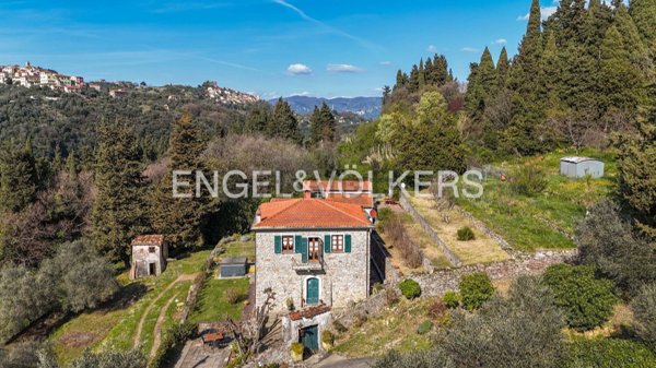 casa indipendente in vendita a Lerici