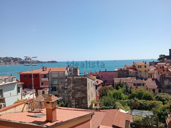 appartamento in vendita a Lerici in zona San Terenzo