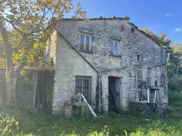 casa indipendente in vendita a Lerici