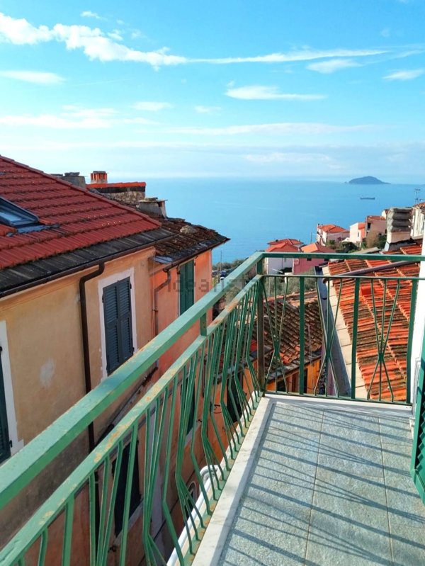 appartamento in vendita a Lerici in zona La Serra