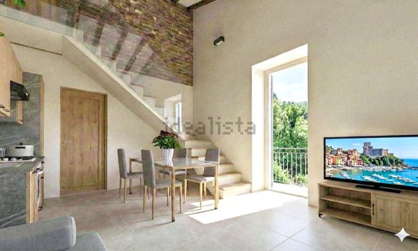 appartamento in vendita a Lerici in zona Pugliola