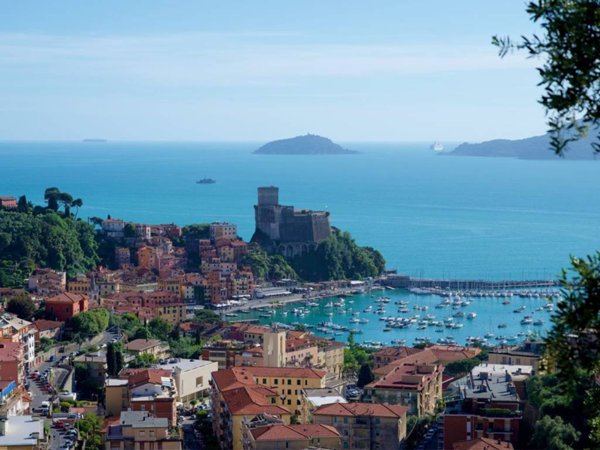 appartamento in vendita a Lerici in zona Pugliola