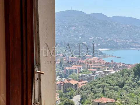 appartamento in vendita a Lerici in zona San Terenzo