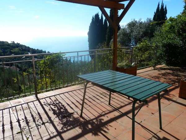 casa indipendente in vendita a Lerici in zona Tellaro