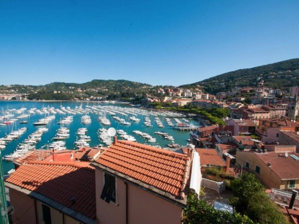 appartamento in vendita a Lerici