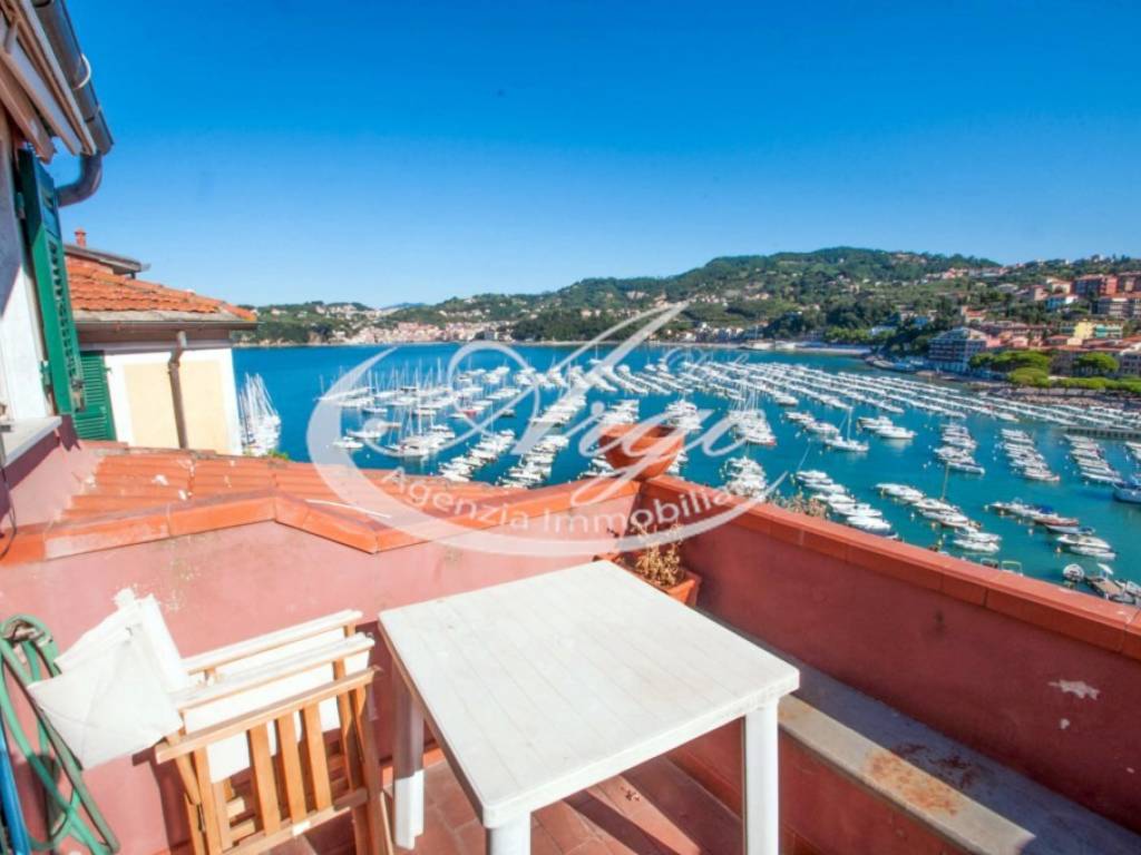 appartamento in vendita a Lerici in zona Muggiano
